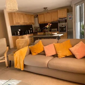 2bhk Entire Fully Equipped 84m2 Lyon