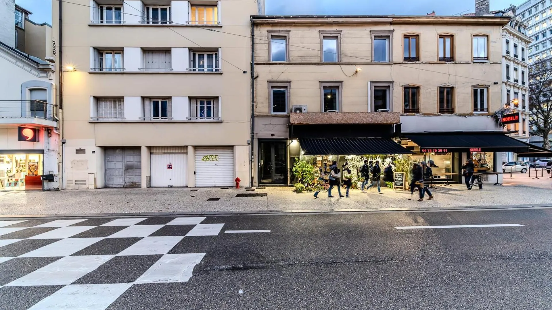 Residence Les Halles - Charming 2-Bedroom Near Bocuse And Part-Dieu Lyon 0*,  France